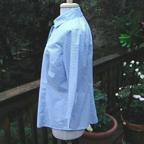 Van Heusen Striped Button Down Shirt - Picture 4 of 9